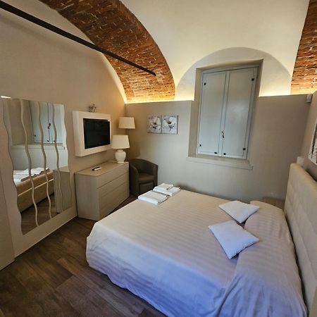 Bilocale In Centro Storico! Apartman Alba Kültér fotó