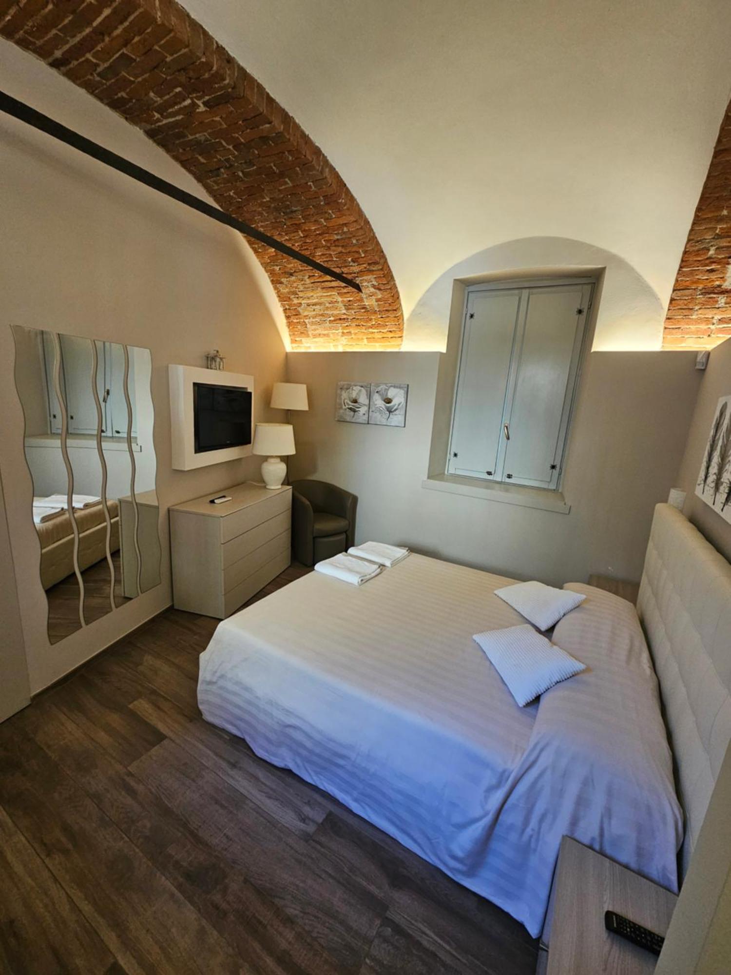 Bilocale In Centro Storico! Apartman Alba Kültér fotó